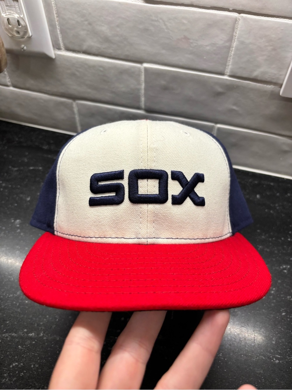 New Era Boston Red Sox 59FIFTY Fitted Hat Size 7 1/8 MLB Baseball Y2K